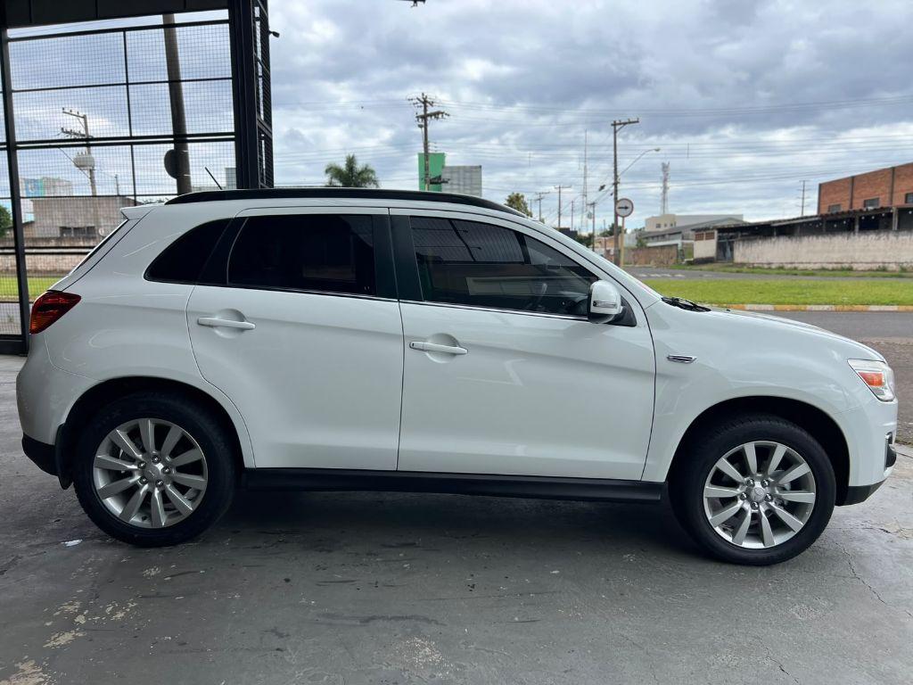 MITSUBISHI ASX - Foto