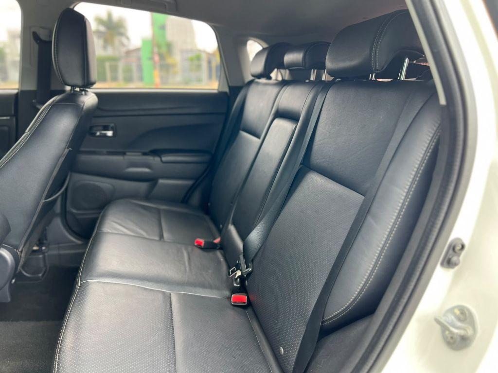 MITSUBISHI ASX - Foto