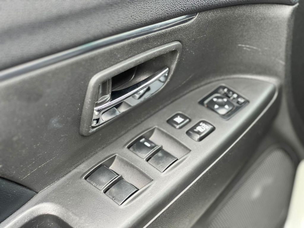 MITSUBISHI ASX - Foto