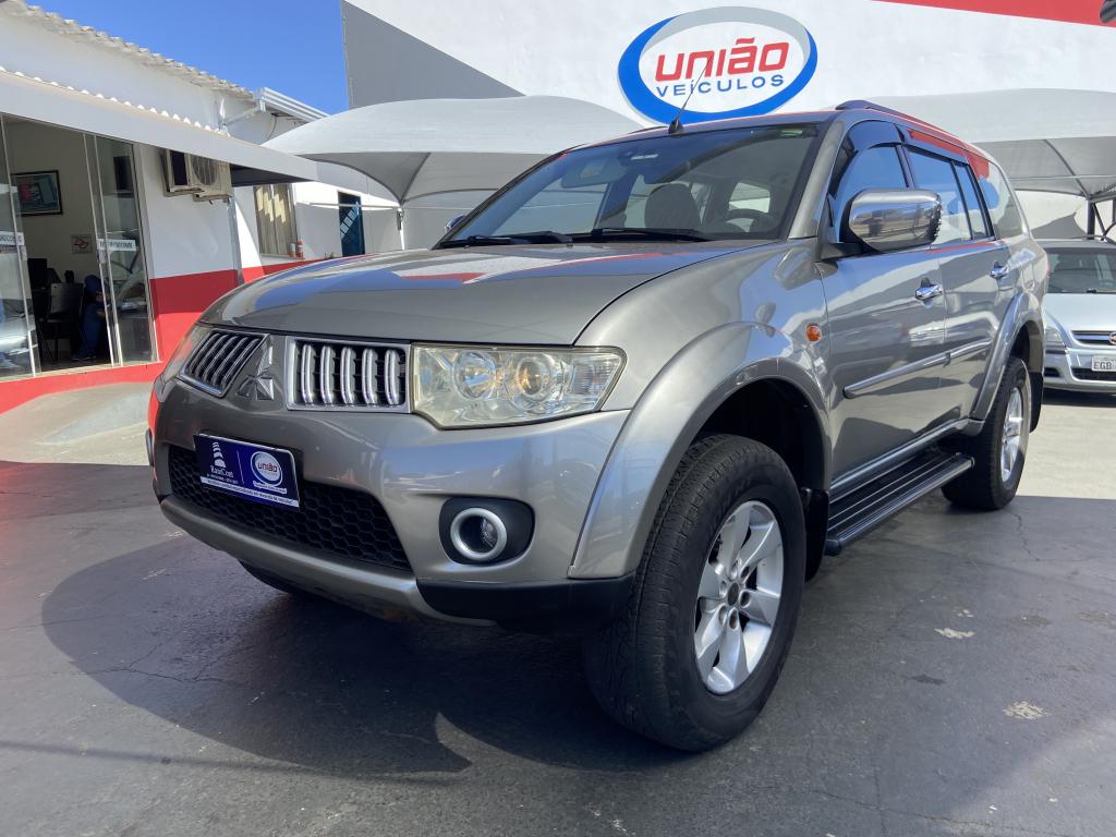 MITSUBISHI Pajero Dakar