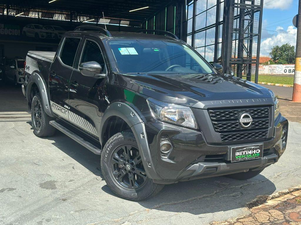 NISSAN Frontier - Foto