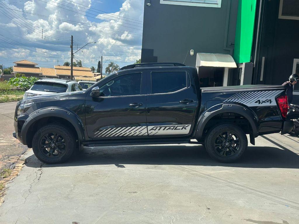 NISSAN Frontier - Foto