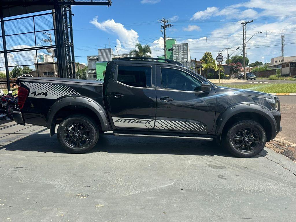 NISSAN Frontier - Foto