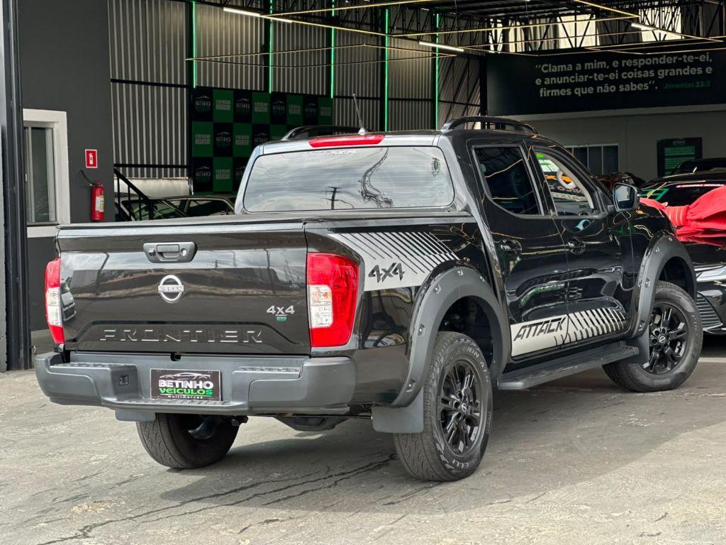 NISSAN Frontier - Foto