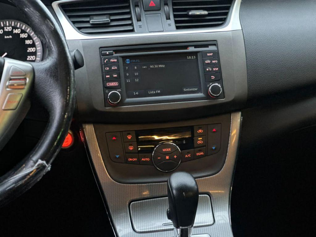 NISSAN Sentra - Foto