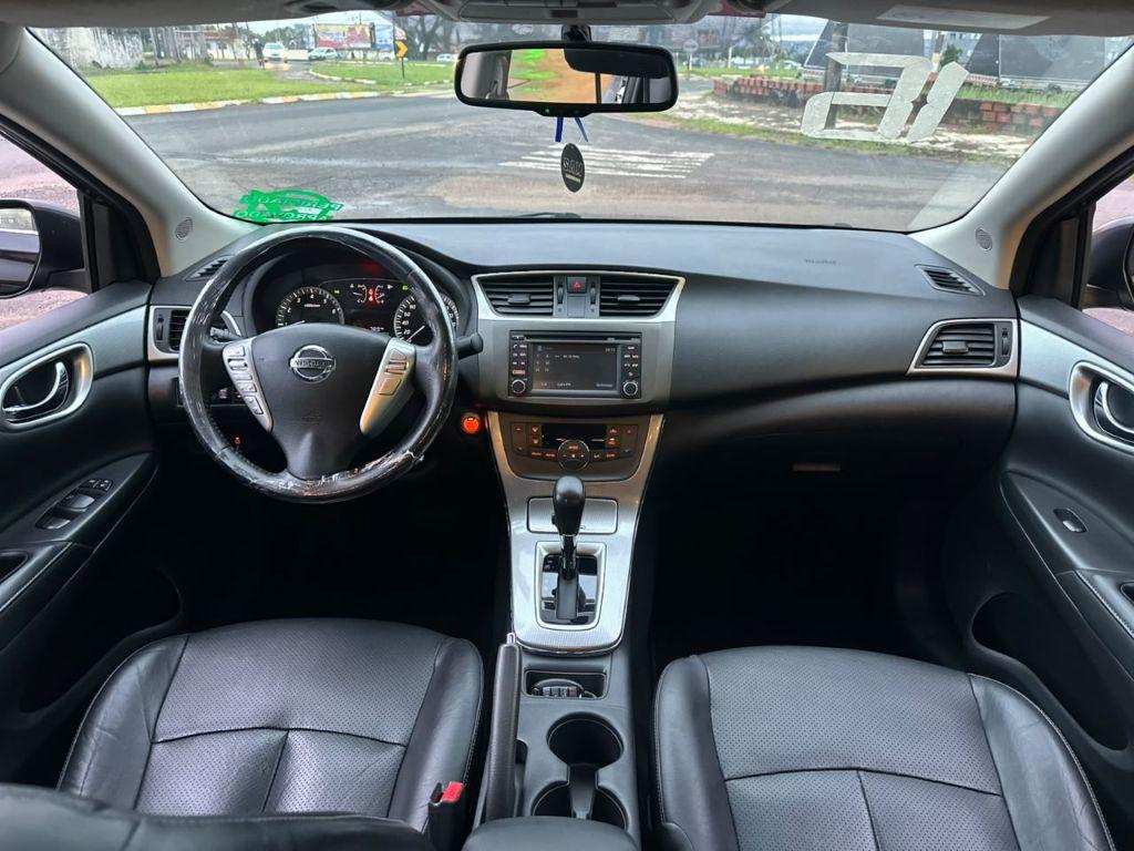 NISSAN Sentra - Foto