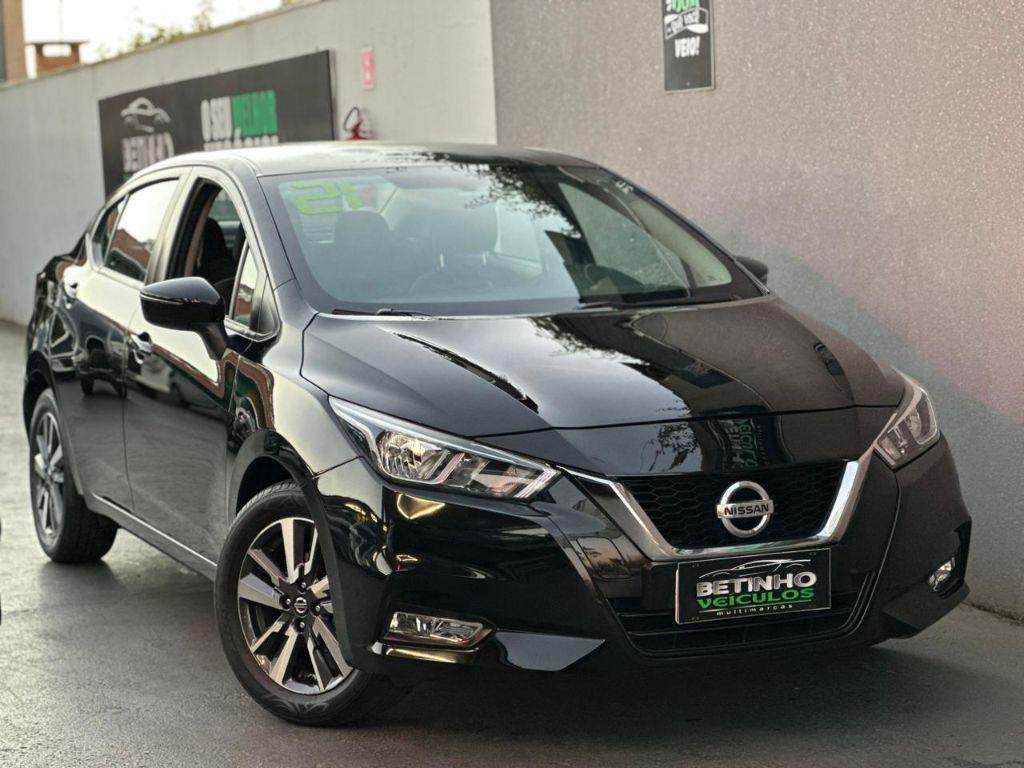 NISSAN Versa Sedan - Foto