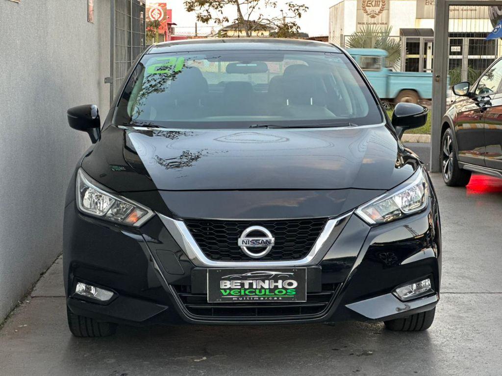 NISSAN Versa Sedan - Foto