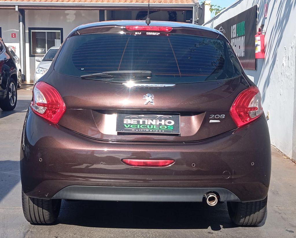 PEUGEOT 208 - Foto