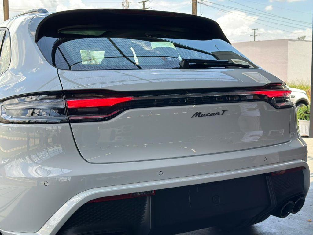 PORSCHE Macan - Foto