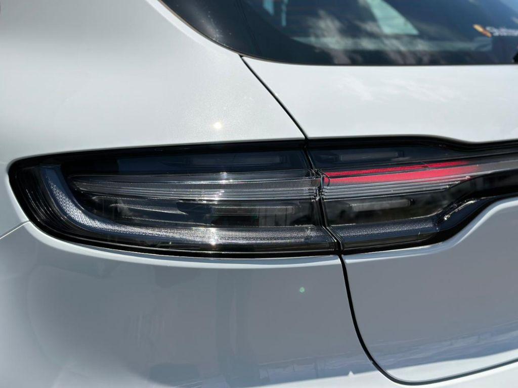 PORSCHE Macan - Foto