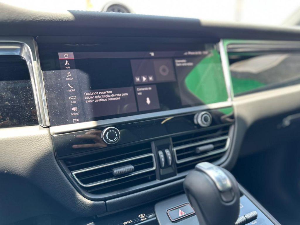 PORSCHE Macan - Foto