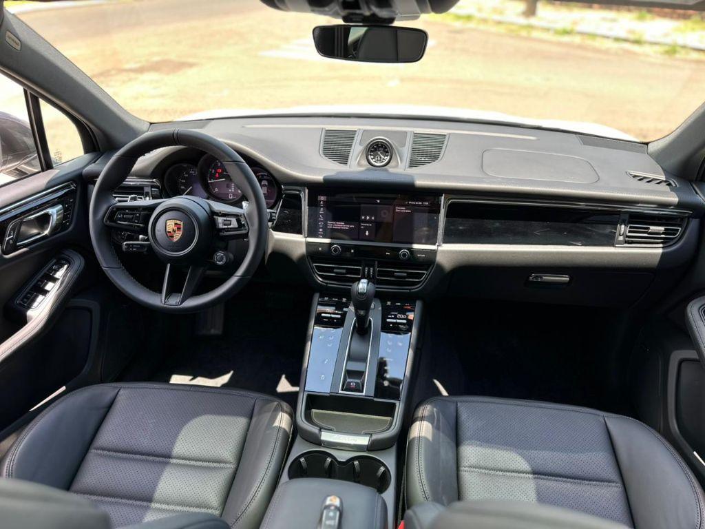 PORSCHE Macan - Foto