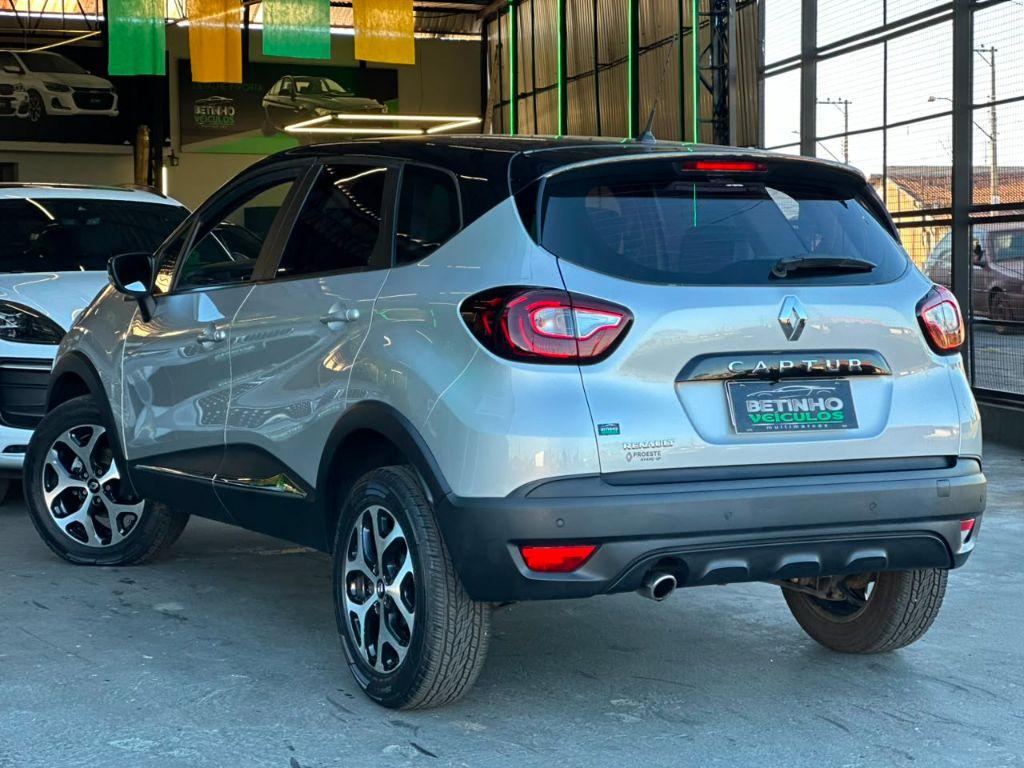 RENAULT Captur - Foto