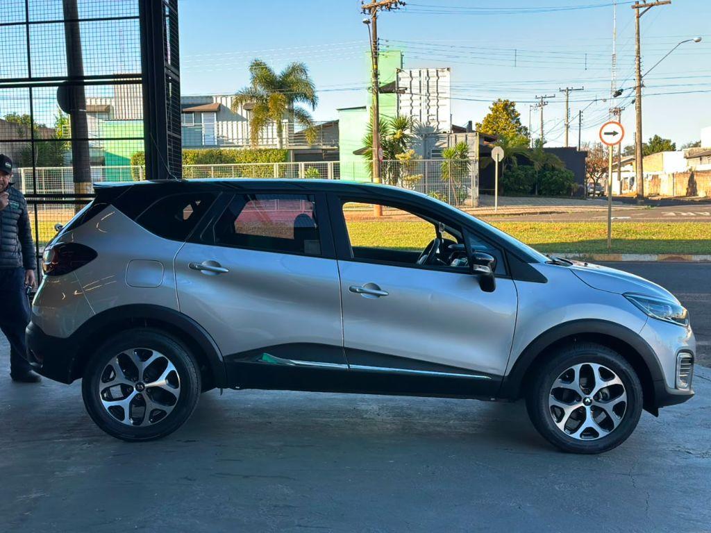 RENAULT Captur - Foto