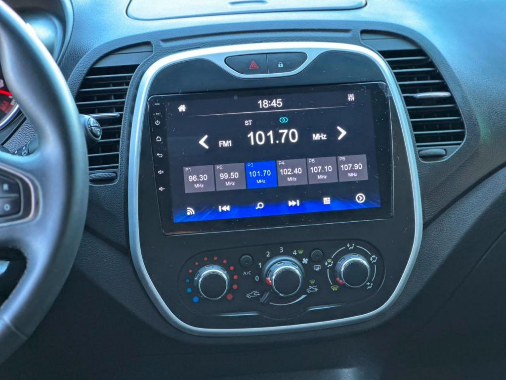 RENAULT Captur - Foto