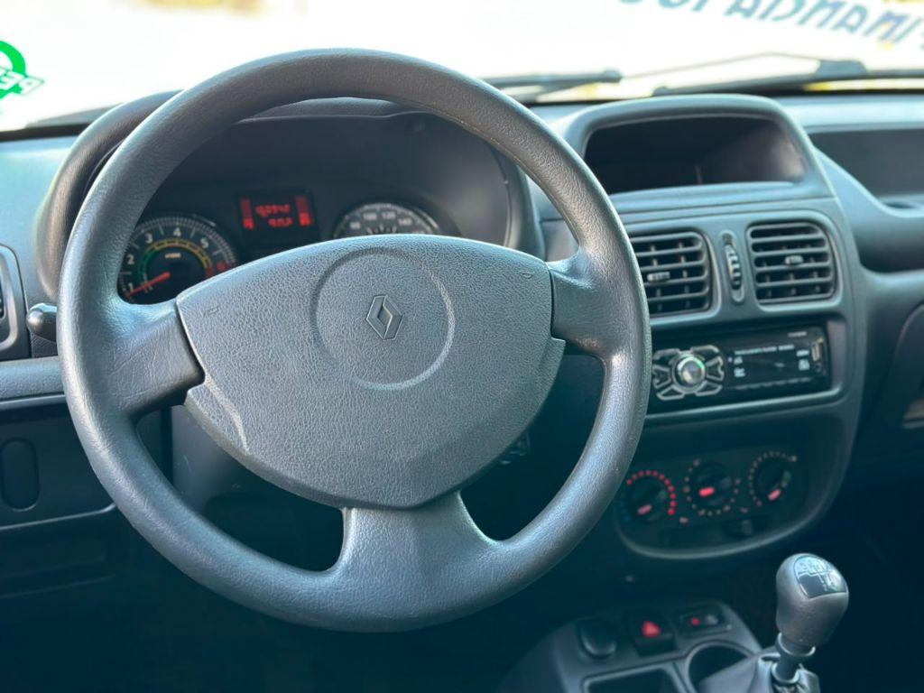 RENAULT Clio Hatch - Foto
