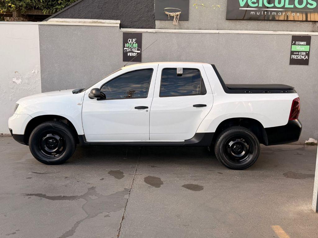 RENAULT Duster - Foto