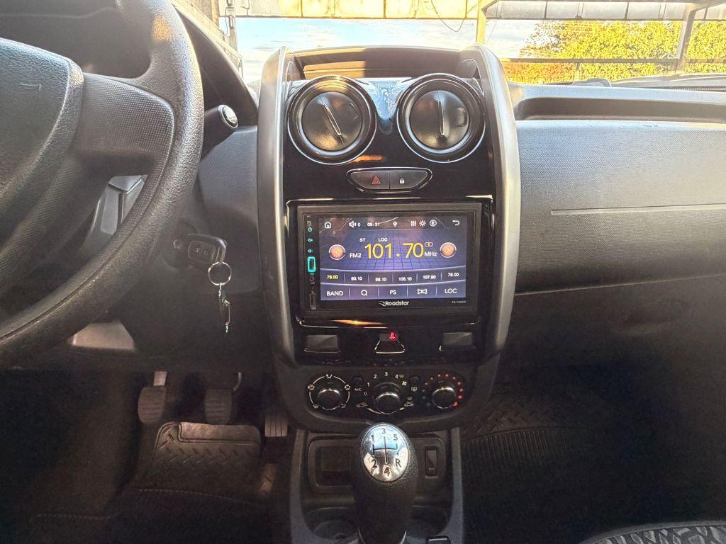 RENAULT Duster - Foto