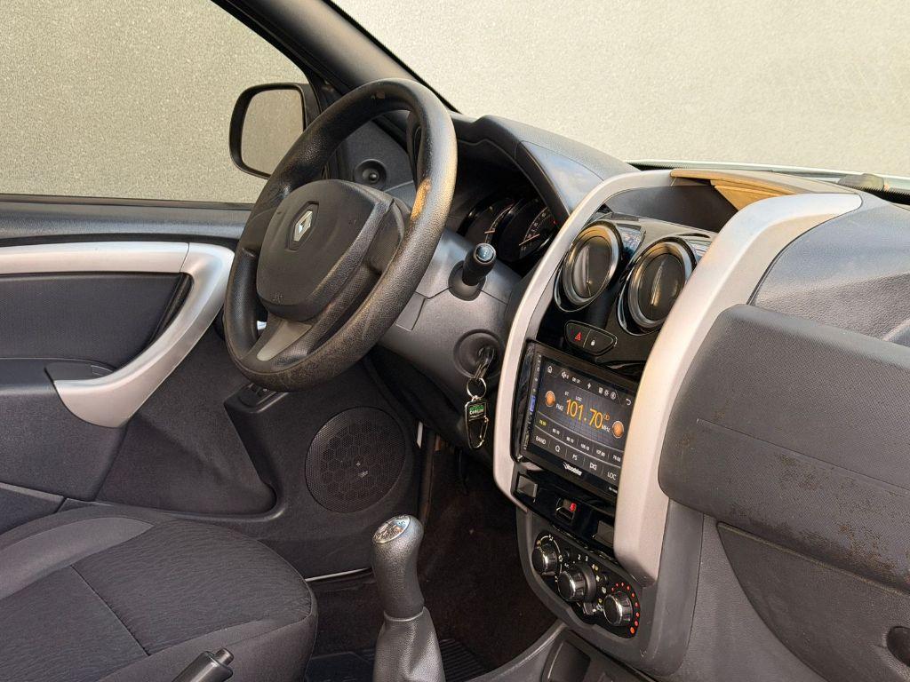 RENAULT Duster - Foto