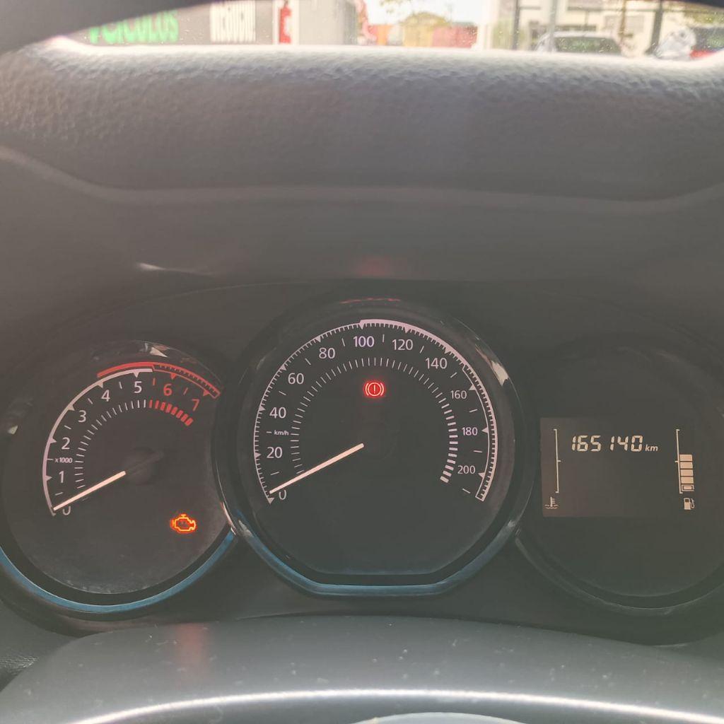 RENAULT Duster - Foto