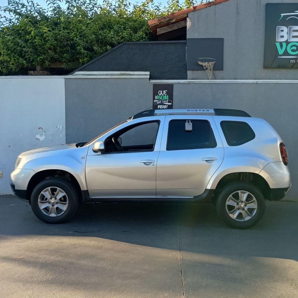 RENAULT Duster - Foto