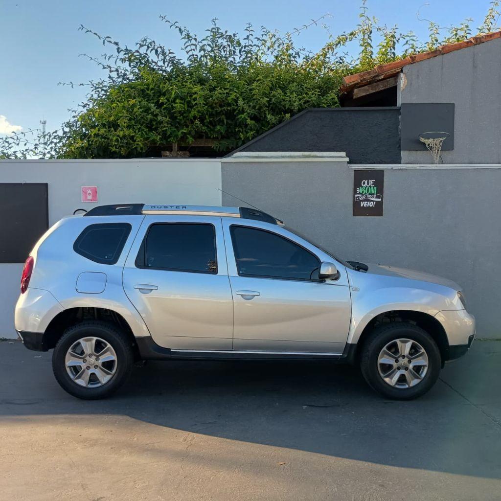 RENAULT Duster - Foto