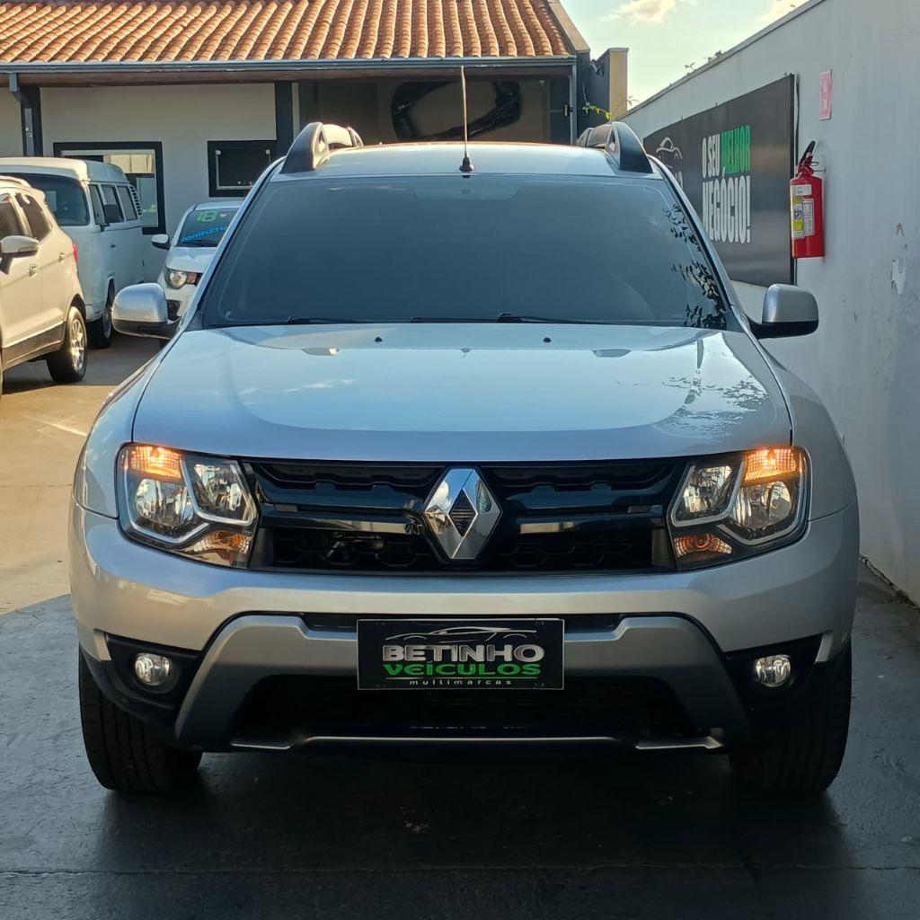 RENAULT Duster - Foto