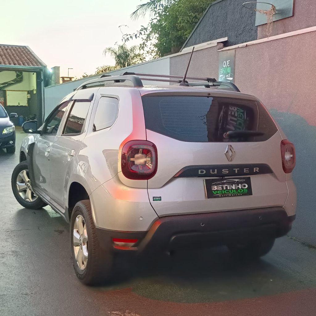 RENAULT Duster - Foto