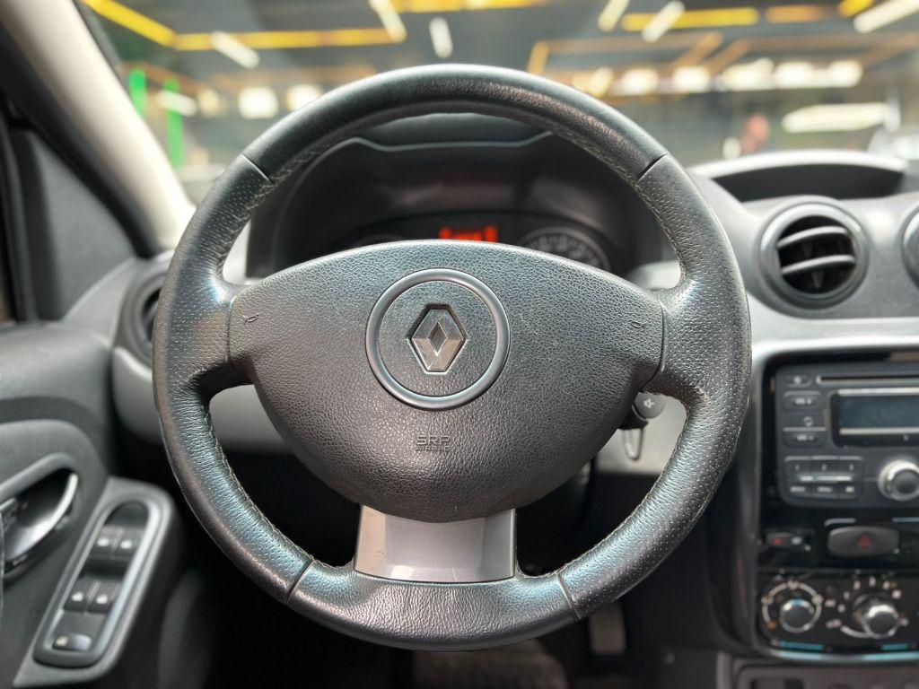 RENAULT Duster - Foto