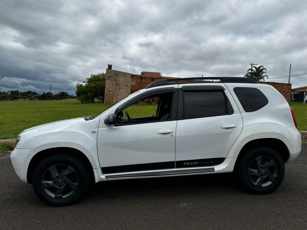 RENAULT Duster - Foto