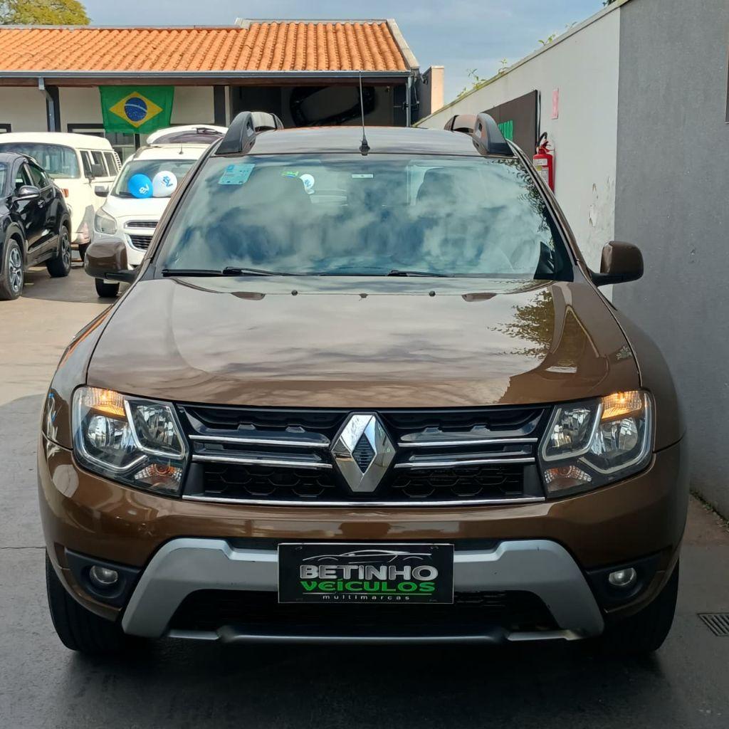 RENAULT Duster - Foto