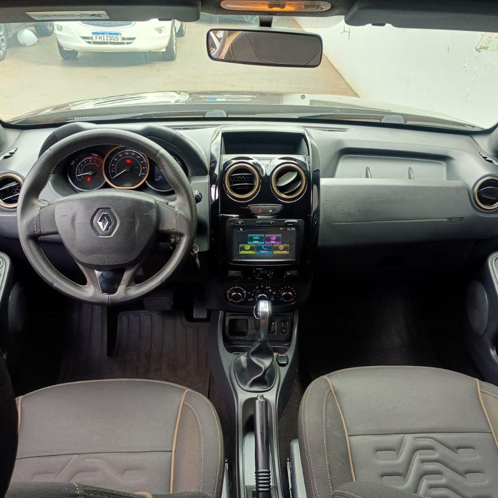 RENAULT Duster - Foto