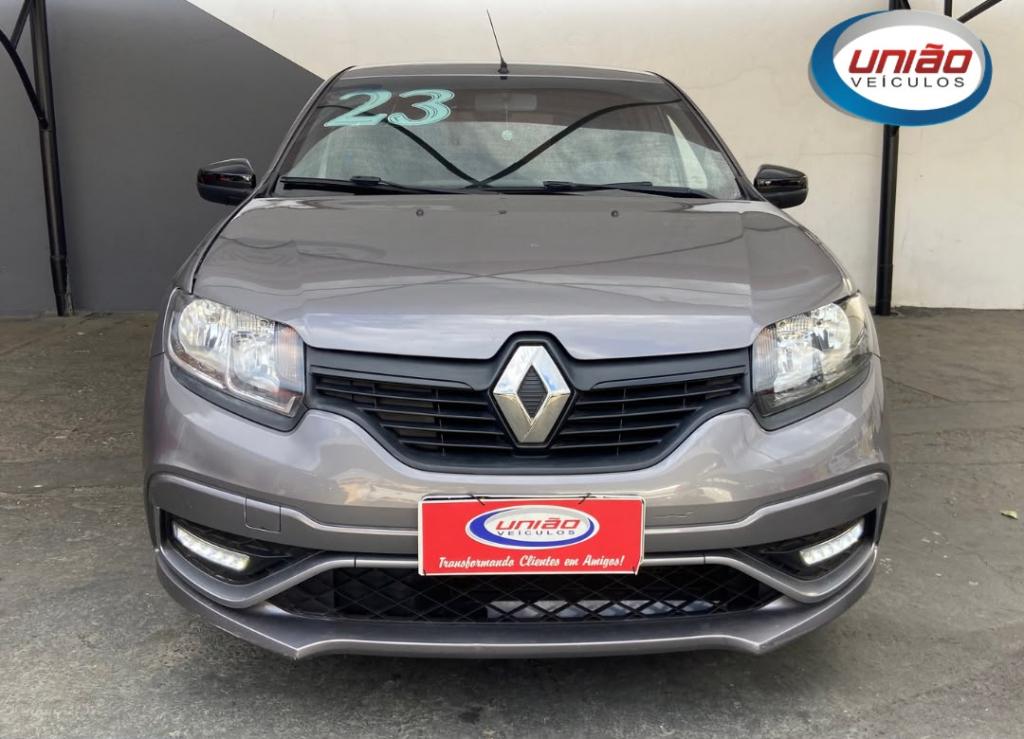 RENAULT Sandero - Foto