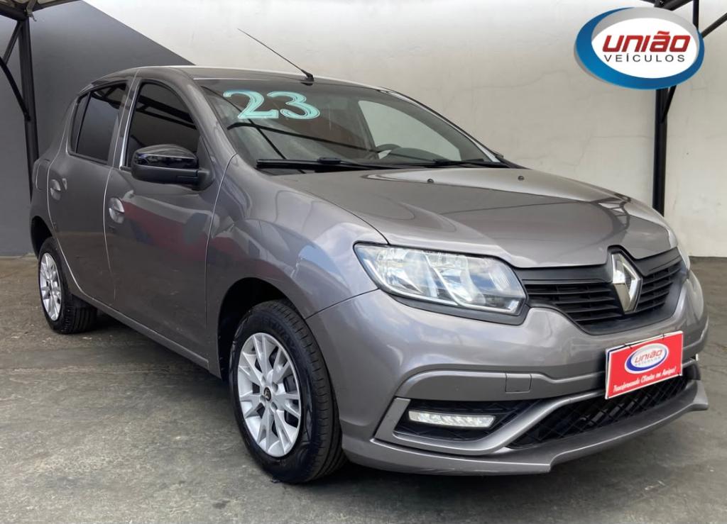 RENAULT Sandero - Foto