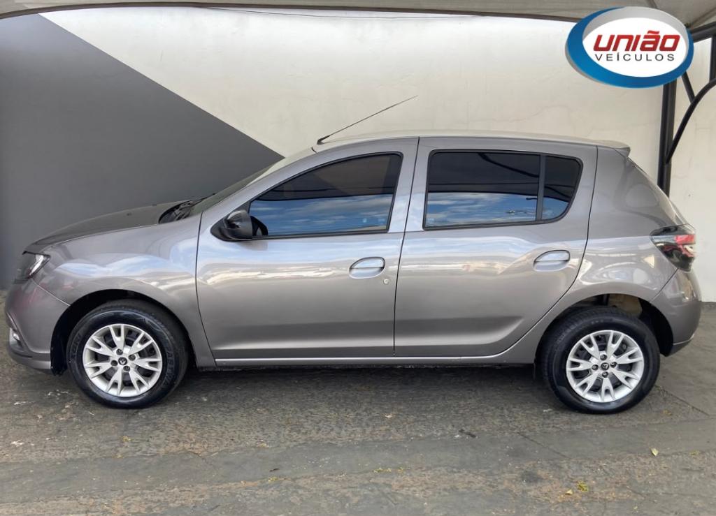 RENAULT Sandero - Foto