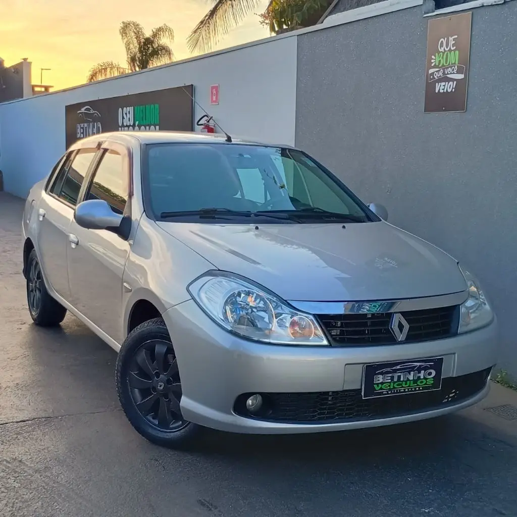 RENAULT Symbol - Foto