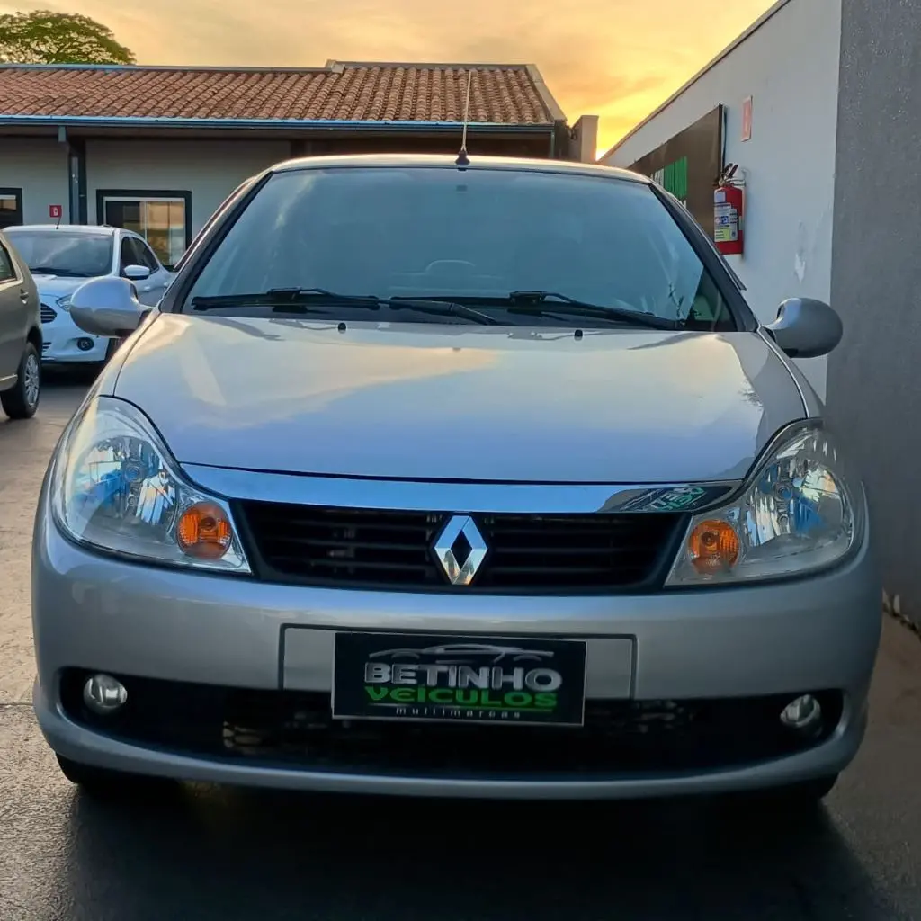 RENAULT Symbol - Foto