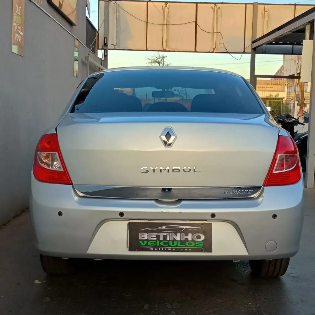 RENAULT Symbol - Foto