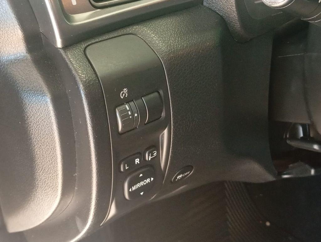 SUBARU Impreza Hatch - Foto