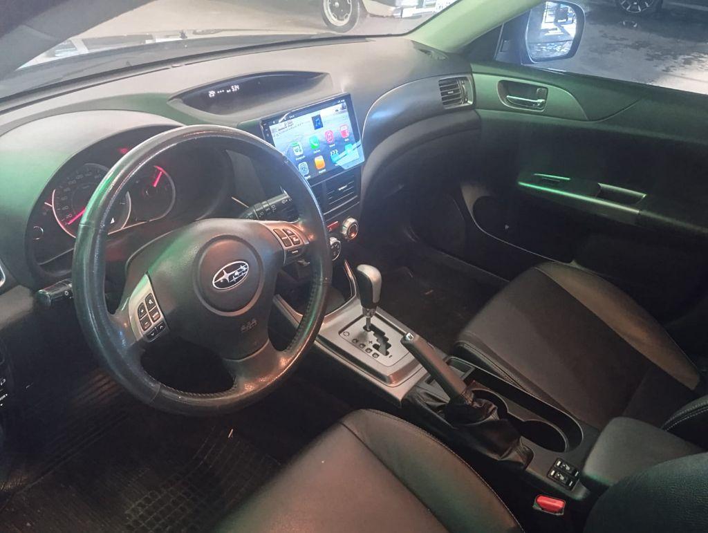 SUBARU Impreza Hatch - Foto