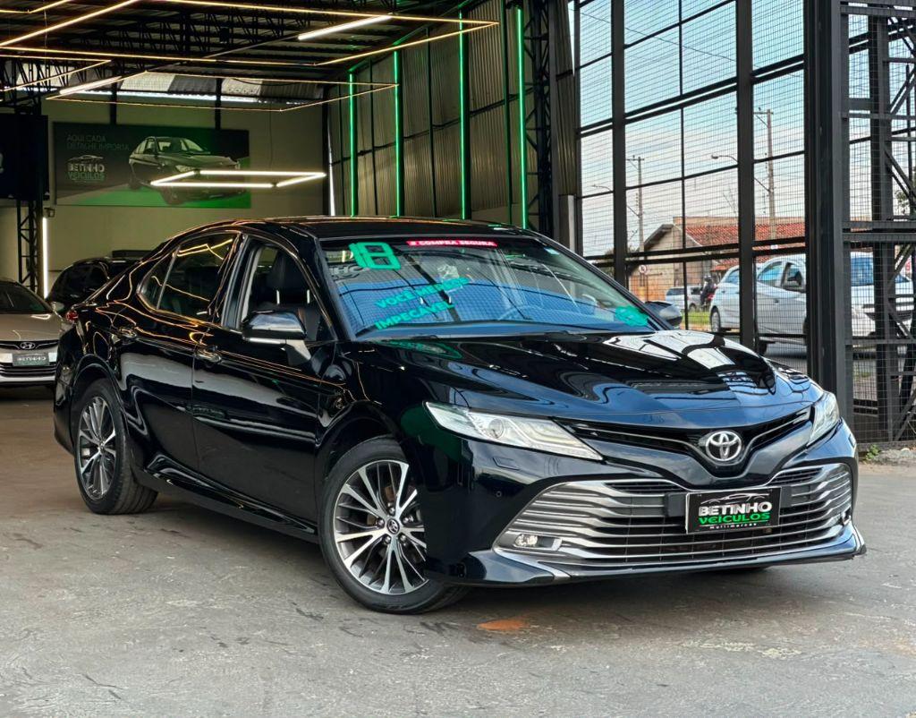 TOYOTA Camry - Foto