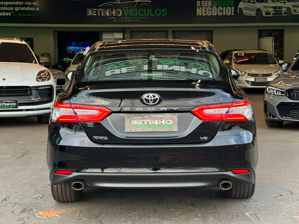 TOYOTA Camry - Foto