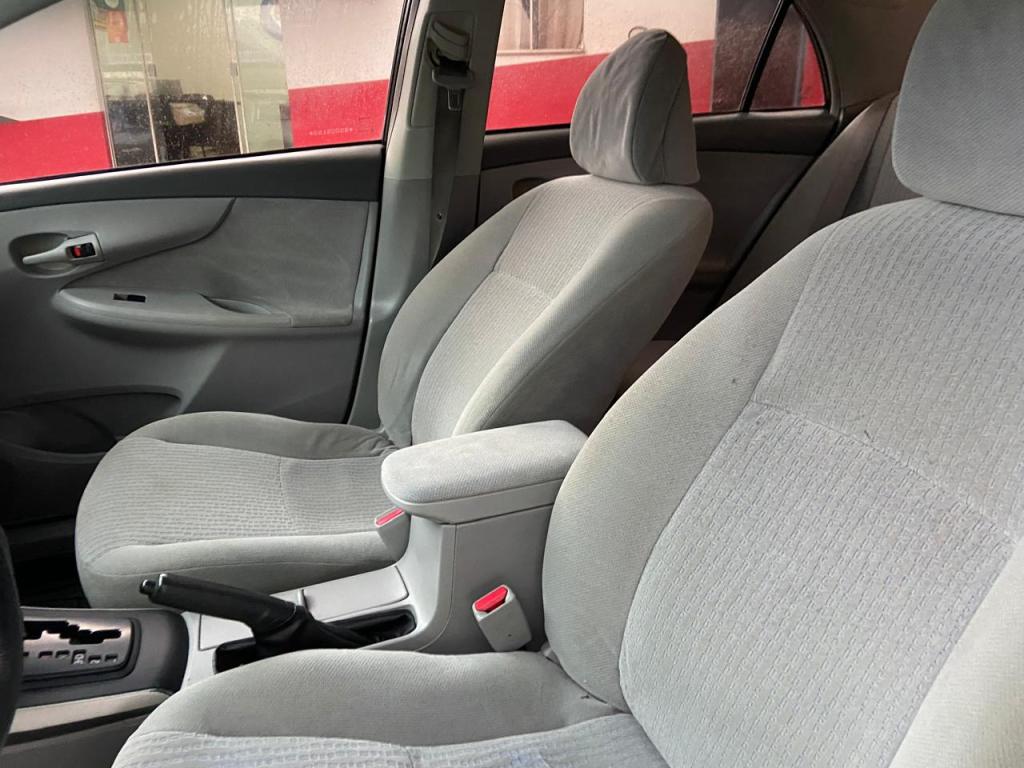 TOYOTA Corolla - Foto