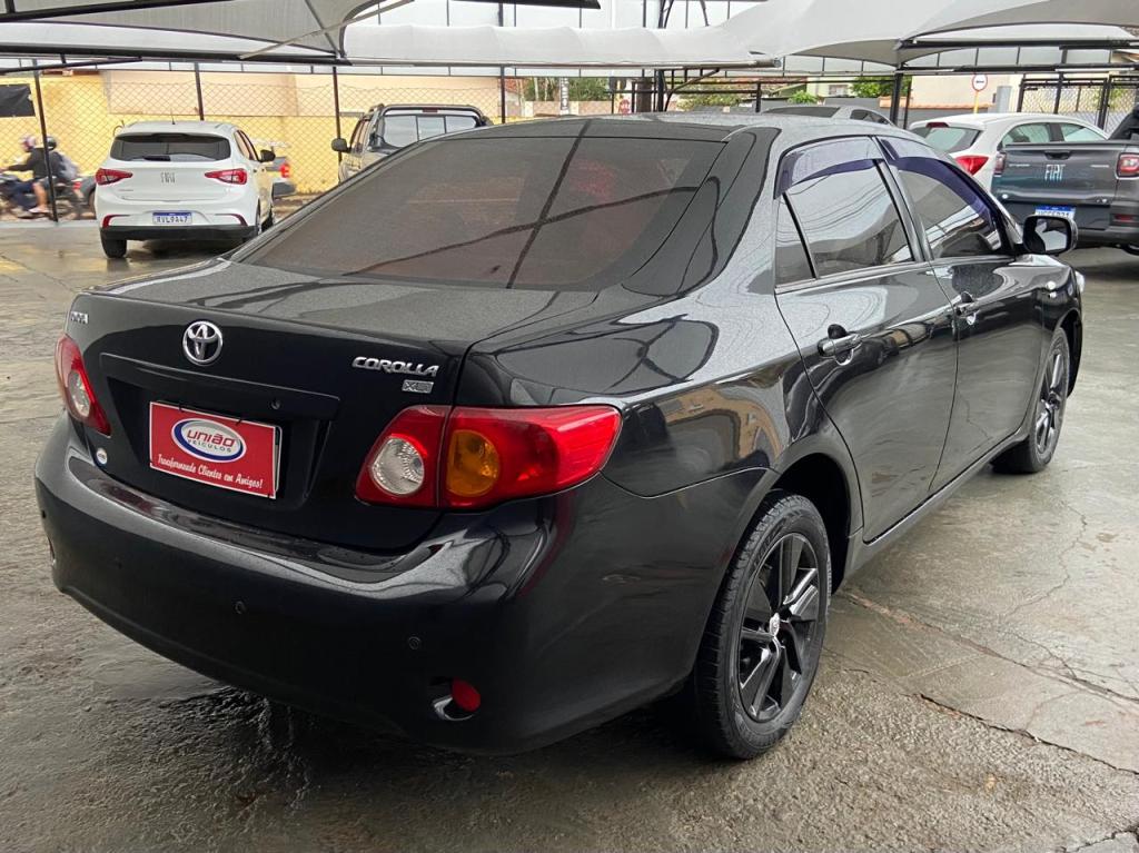 TOYOTA Corolla - Foto