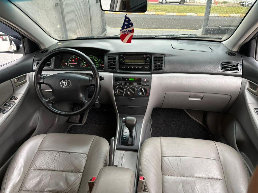 TOYOTA Corolla - Foto