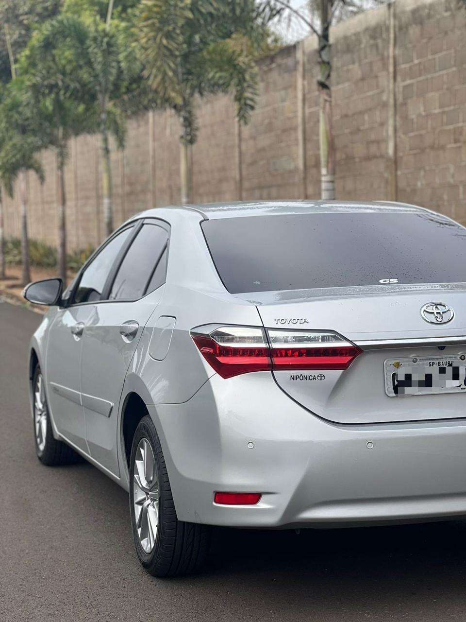 TOYOTA Corolla - Foto