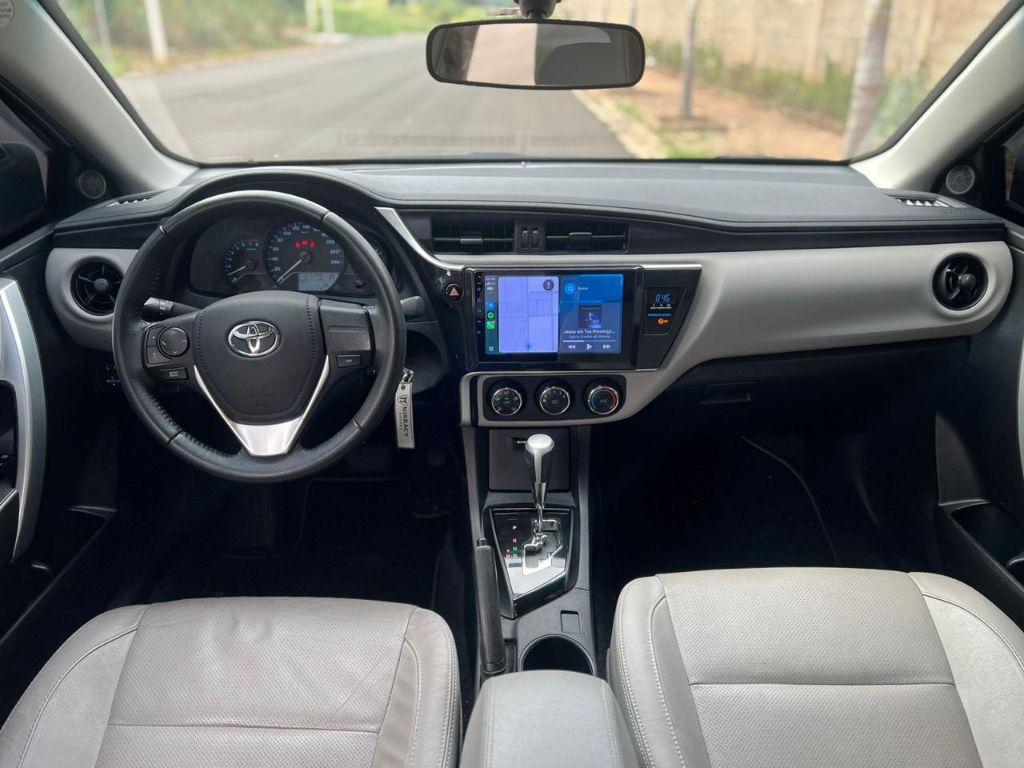 TOYOTA Corolla - Foto