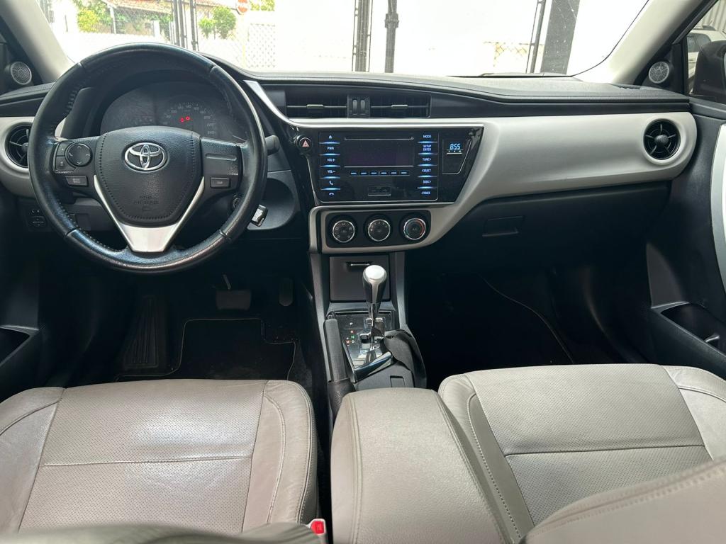 TOYOTA Corolla - Foto