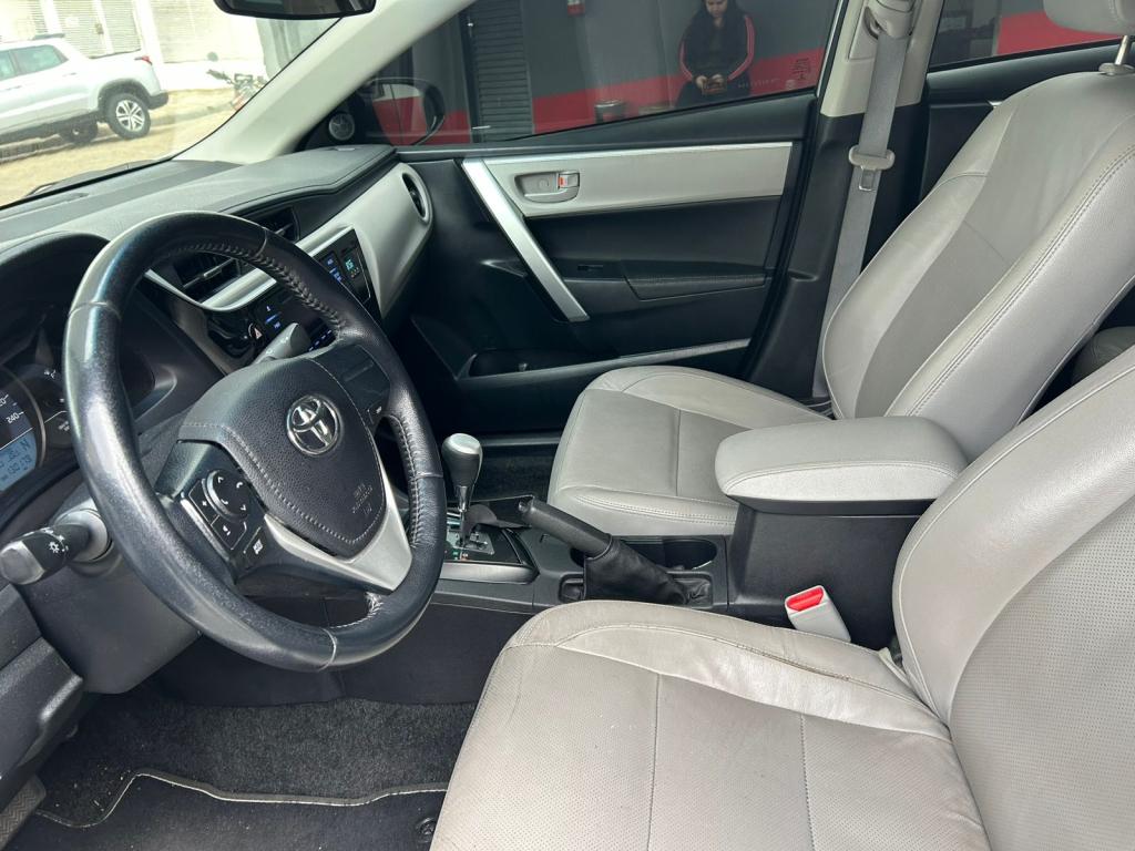 TOYOTA Corolla - Foto